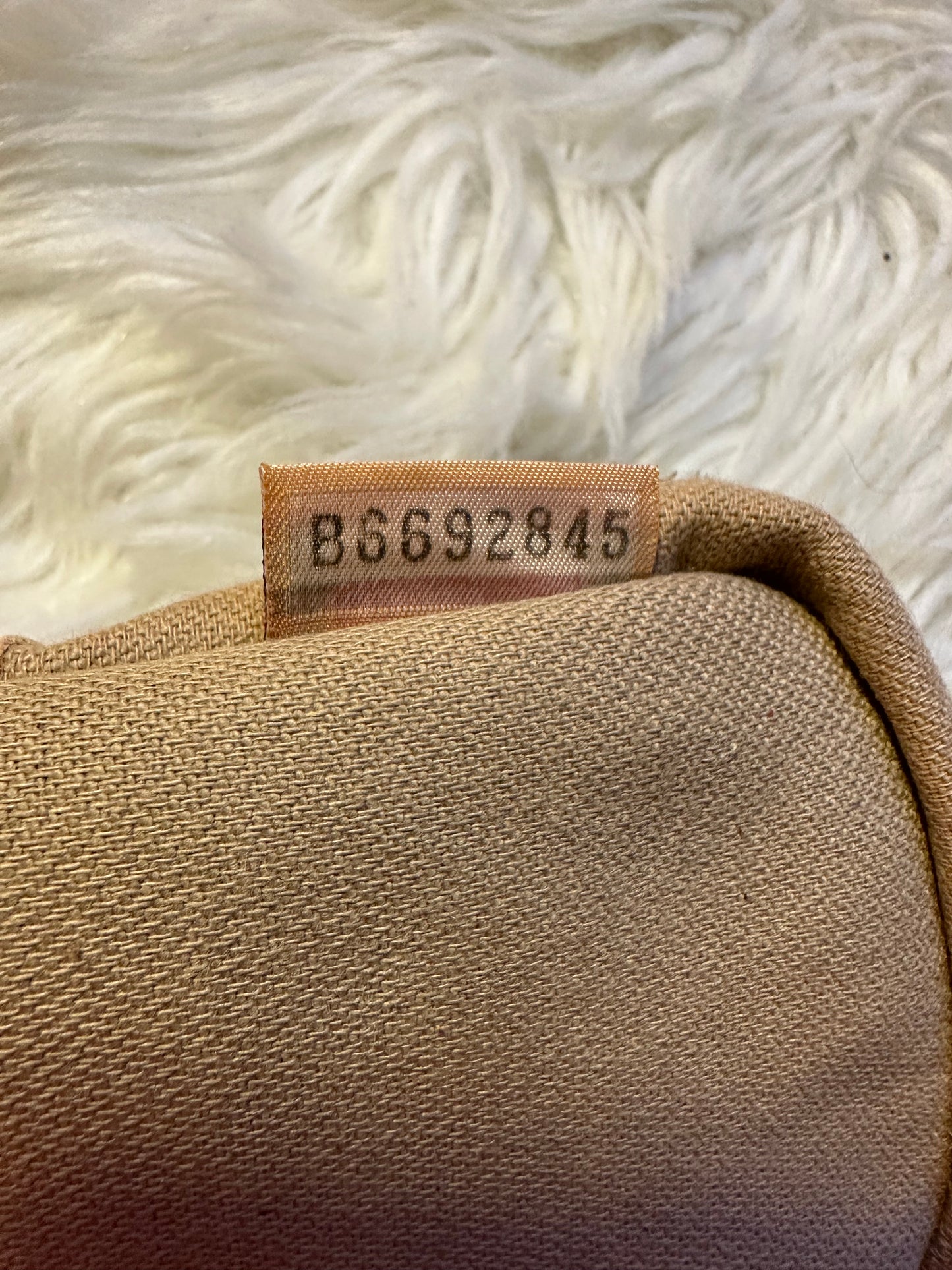 Dooney & Bourke Duck Print Flap Wristlet – Gray/Black with Leather Trim