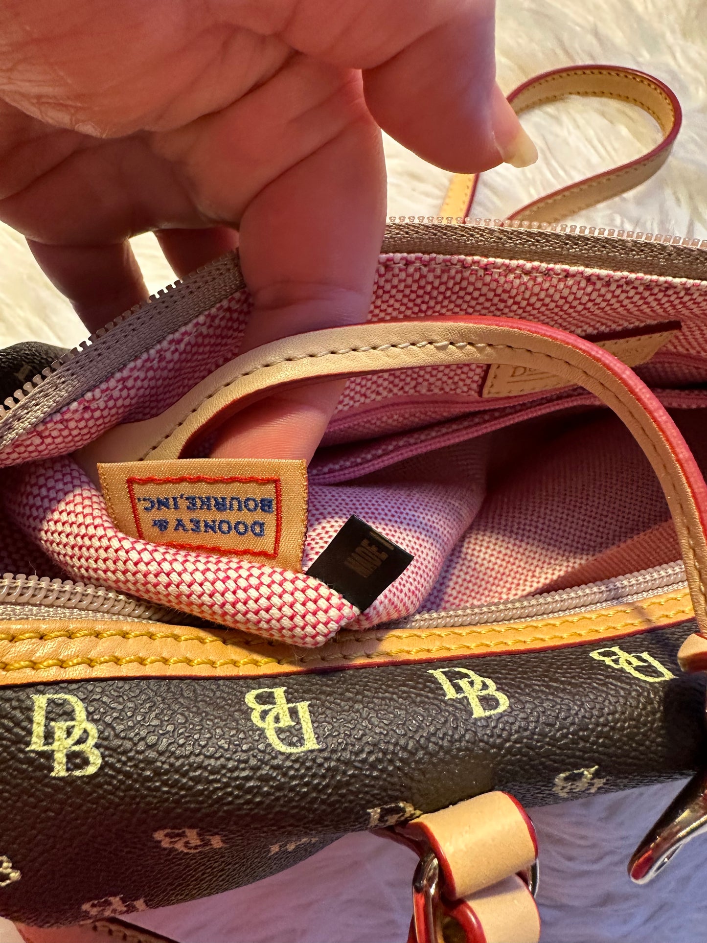 Dooney & Bourke Brown & Tan Logo Barrel Bag East West Baguette Shoulder Purse