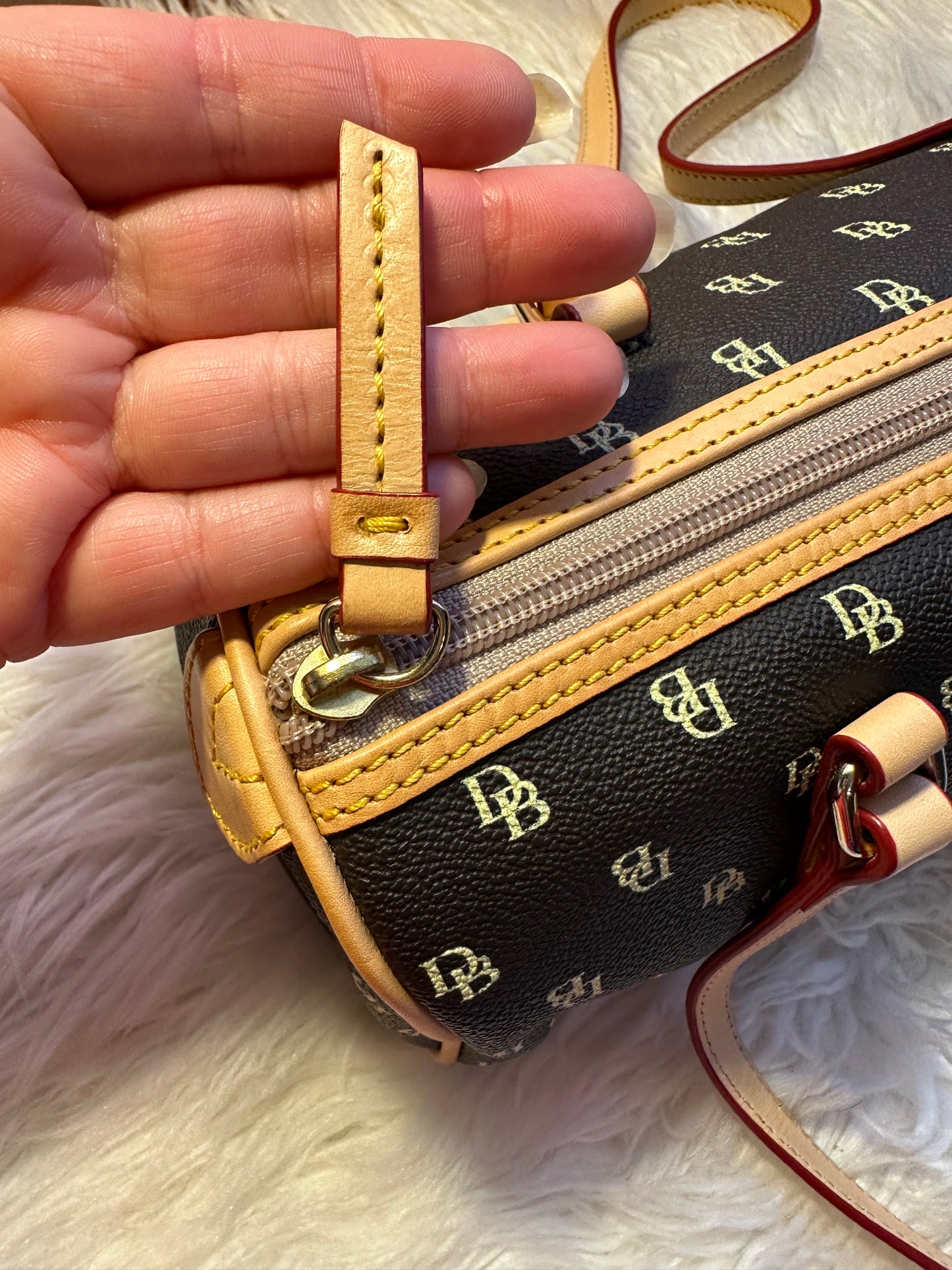 Dooney & Bourke Brown & Tan Logo Barrel Bag East West Baguette Shoulder Purse