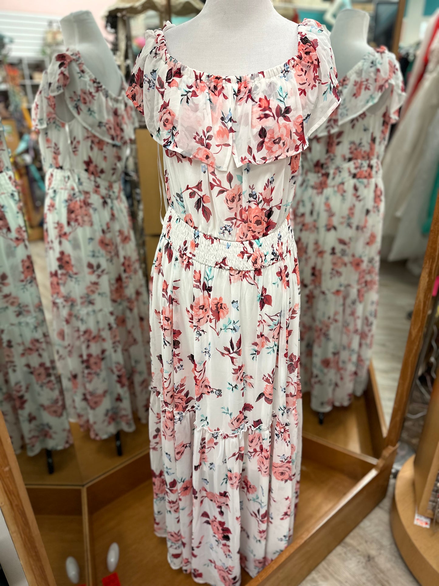 Lane Bryant White Floral Maxi in 14/16 NWT