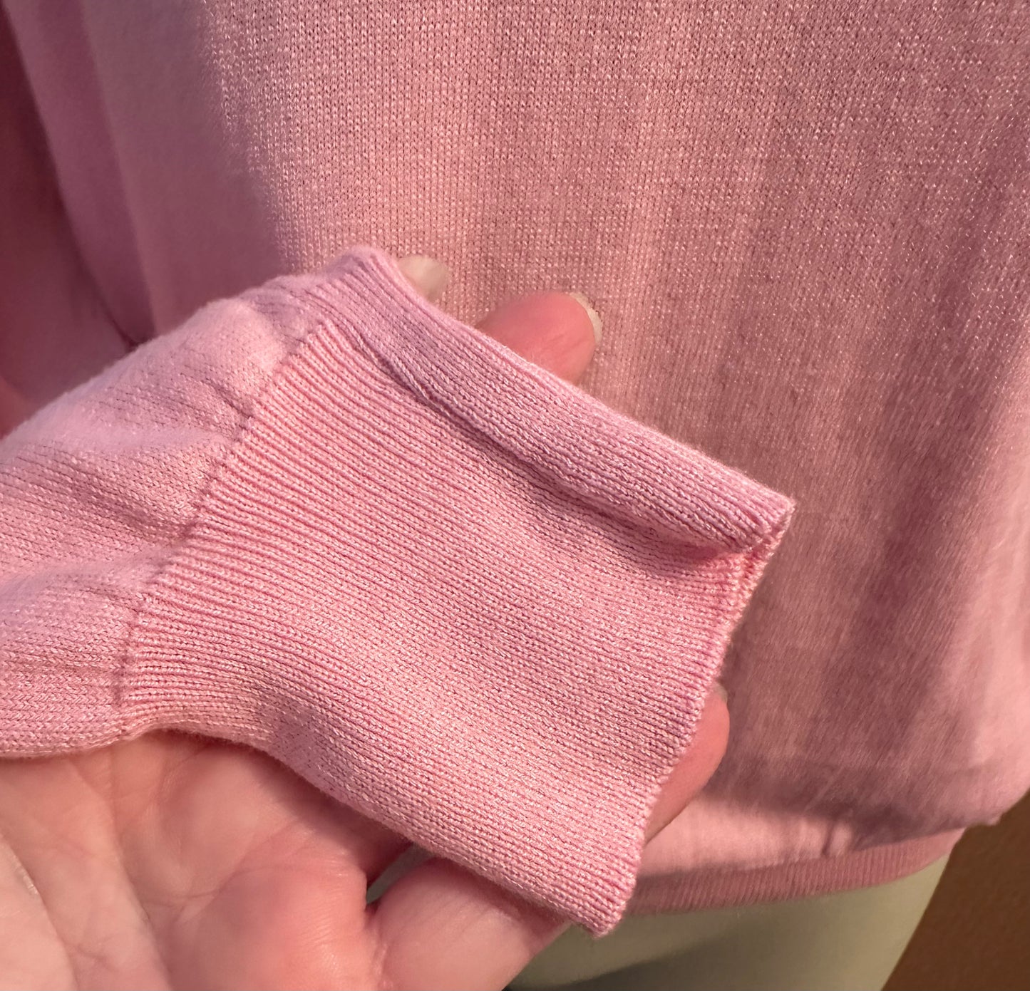 White House Black Market Pink Long Sleeve Lightweight Sweater Women’s Medium