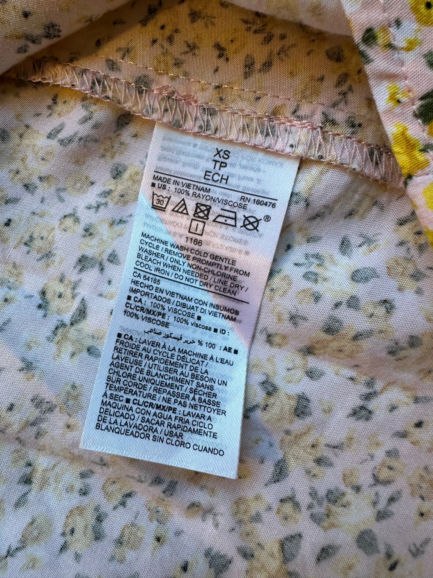 Old Navy Floral A-Line Skirt XS – Pink Yellow Rayon Viscose Pull-On Waist