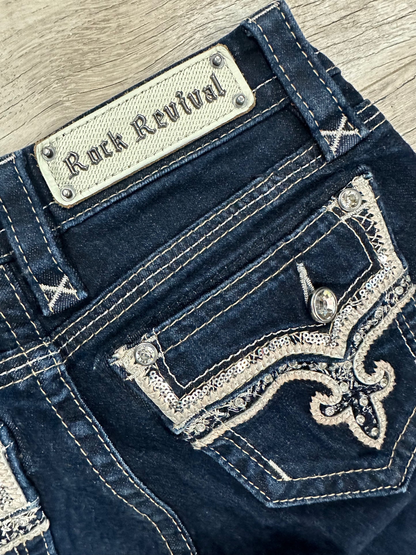 Rock Revival Betty Skinny Jean in size 25 (1)
