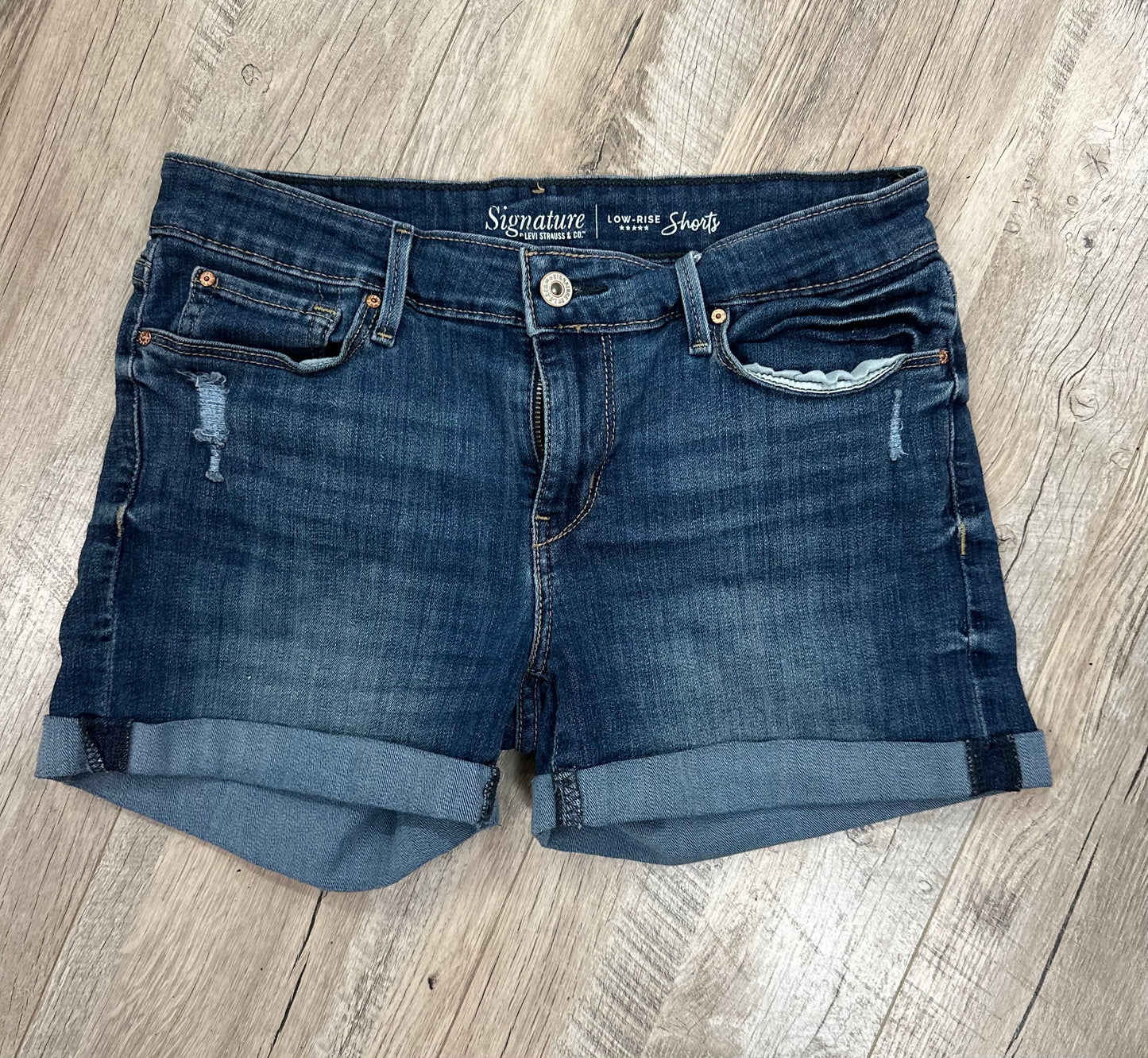 Levi Strauss Signature Dark Wash Blue Denim Cuffed Shorts Size 8 Low Rise