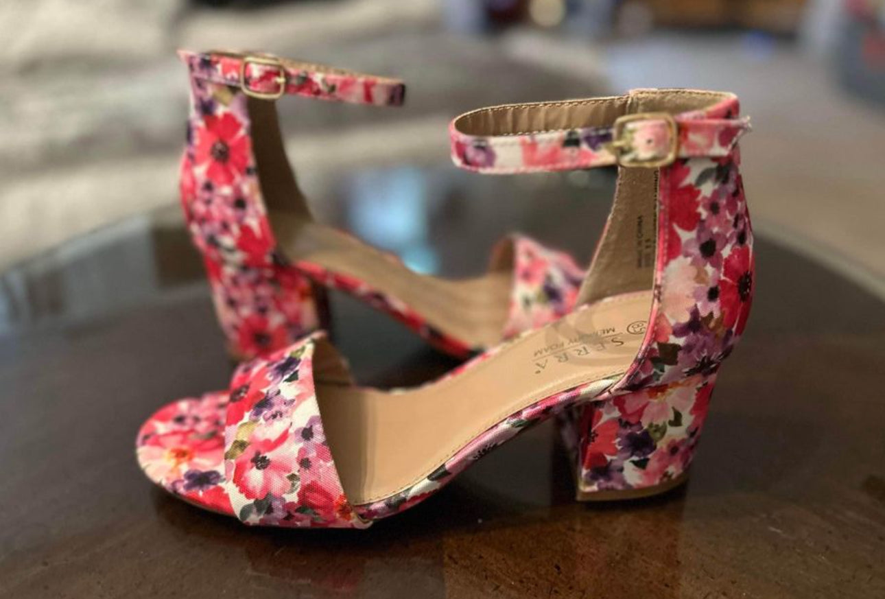 Super Cute Serra Size 8.5. Floral Multicolor Block Low Heels with Ankle strap.