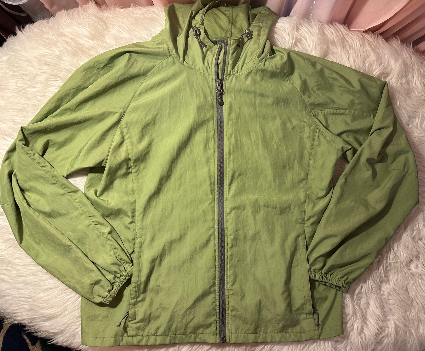 Eddie Bauer Sport Lightweight Hooded Windbreaker Jacket Green Women’s Large