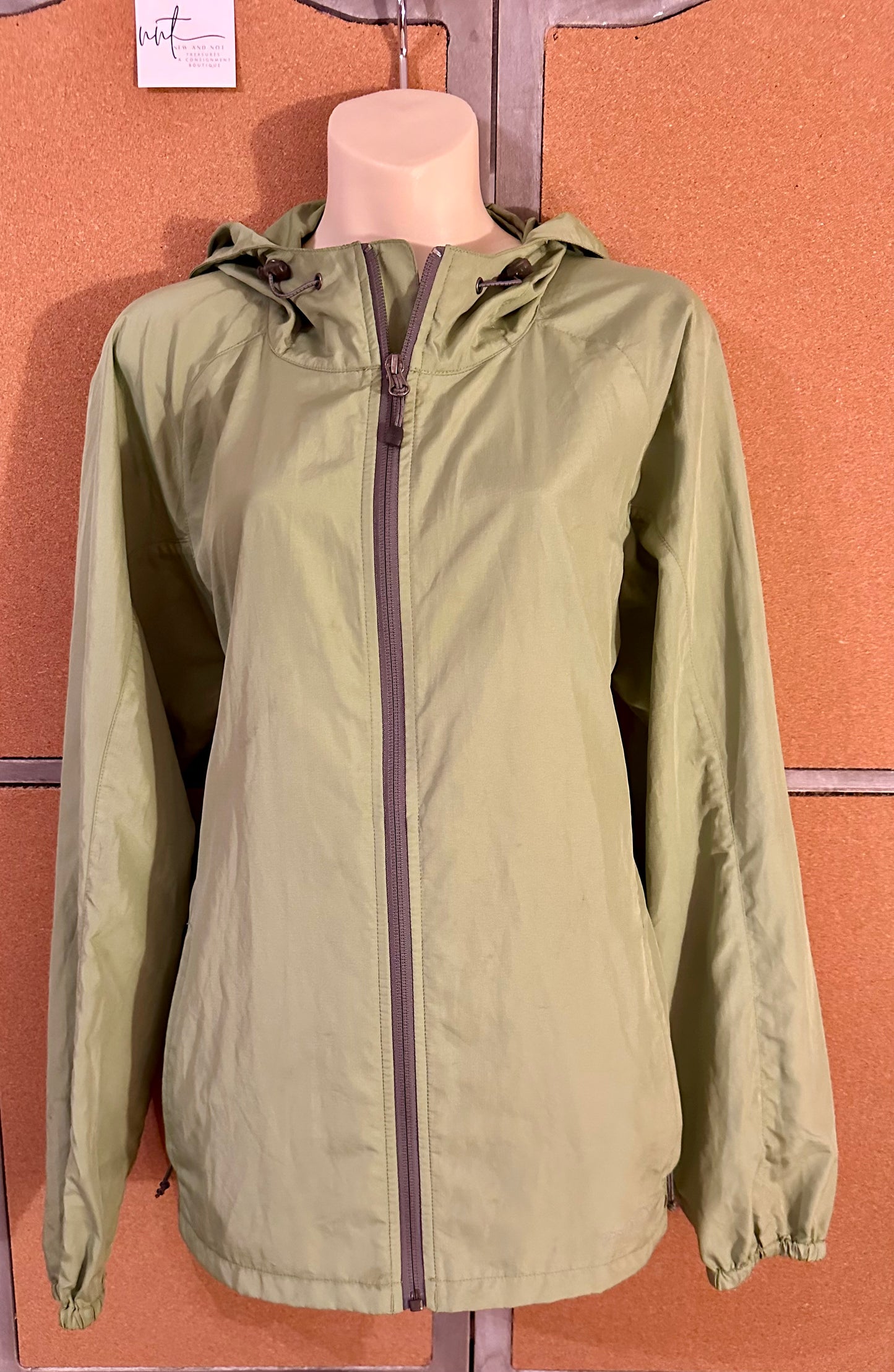 Eddie Bauer Sport Lightweight Hooded Windbreaker Jacket Green Women’s Large