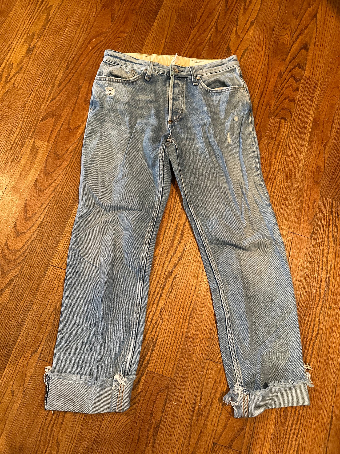 Rag & Bone Rosa Mid-Rise Boyfriend Jean in 26