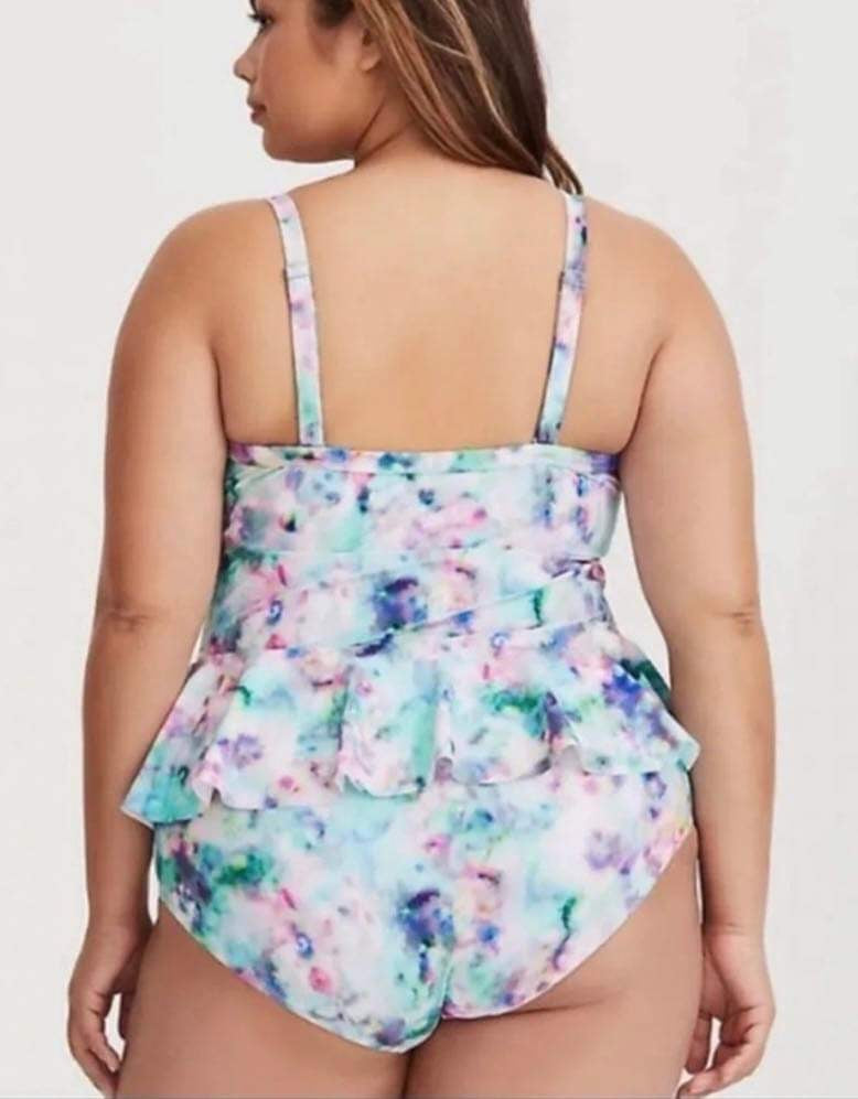 Torrid Watercolor One Piece Ruffled Swim Suit & Matching Ruched Skirt. Size 6