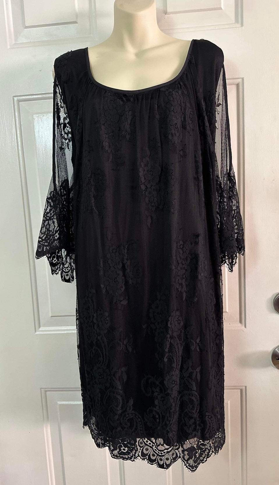 Torrid Insider Plus Size 6 Black Lace Cold Shoulder Trapeze Short Dress
