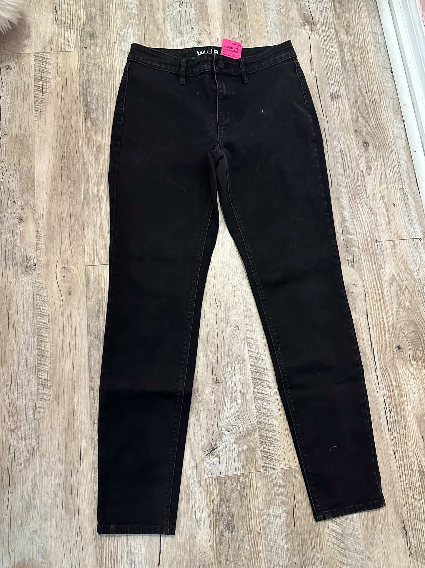 WHITE HOUSE BLACK MARKET Blue Denim Jeans. Straight Leg Size 4 EUC