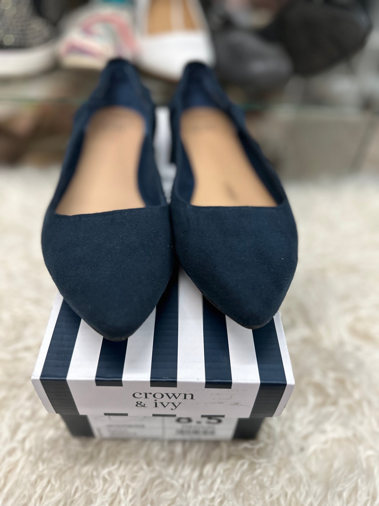 Crown & Ivy Navy Jessica Shoe in 8.5