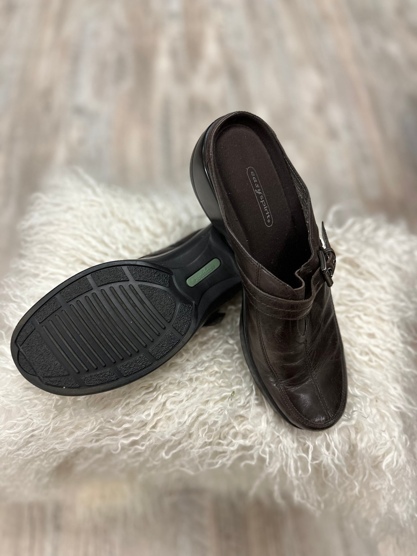 Easy Spirit Brown Slip-Ons in 8.5