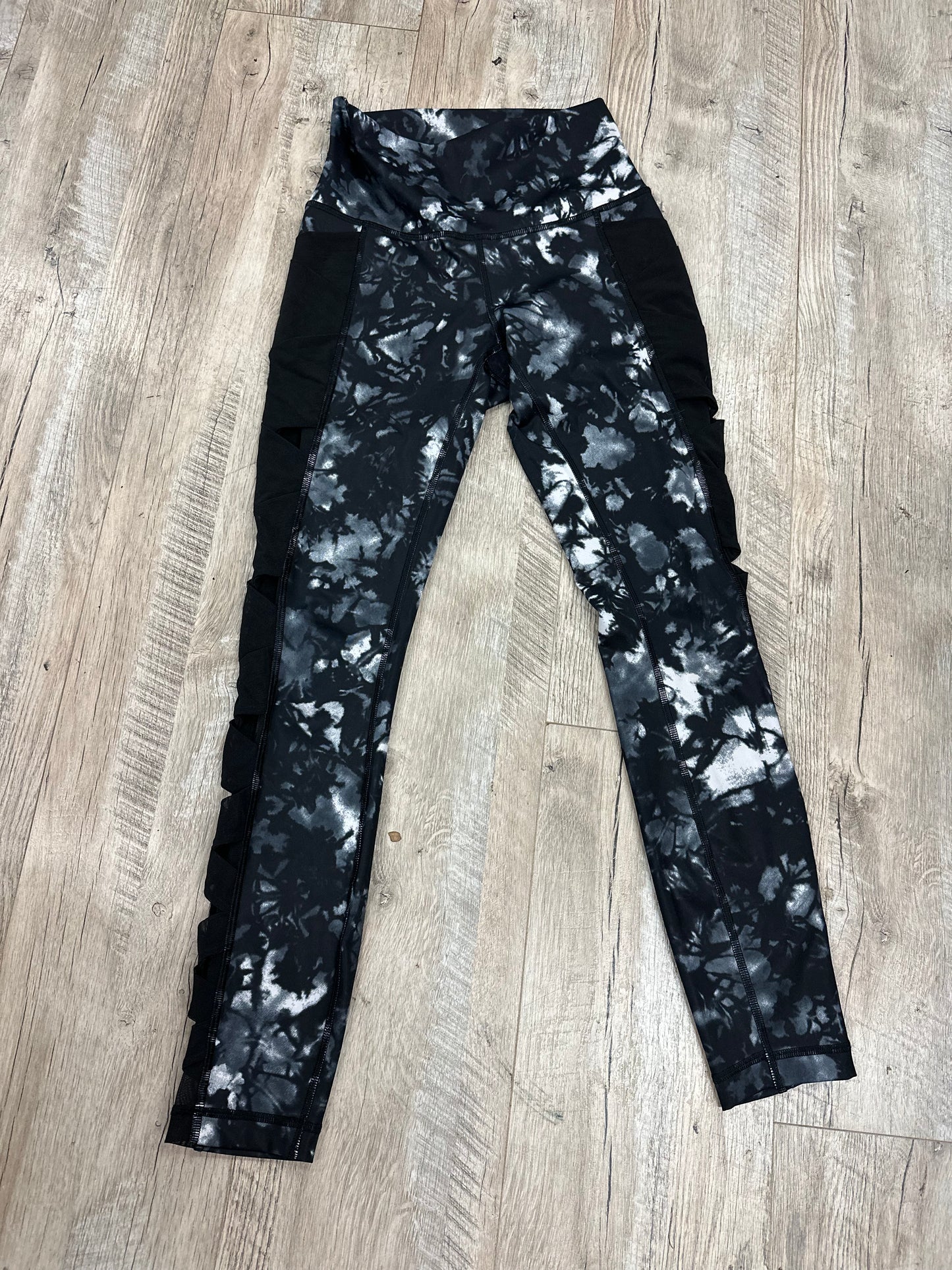 Lululemon Rise and Flow Pants in 4