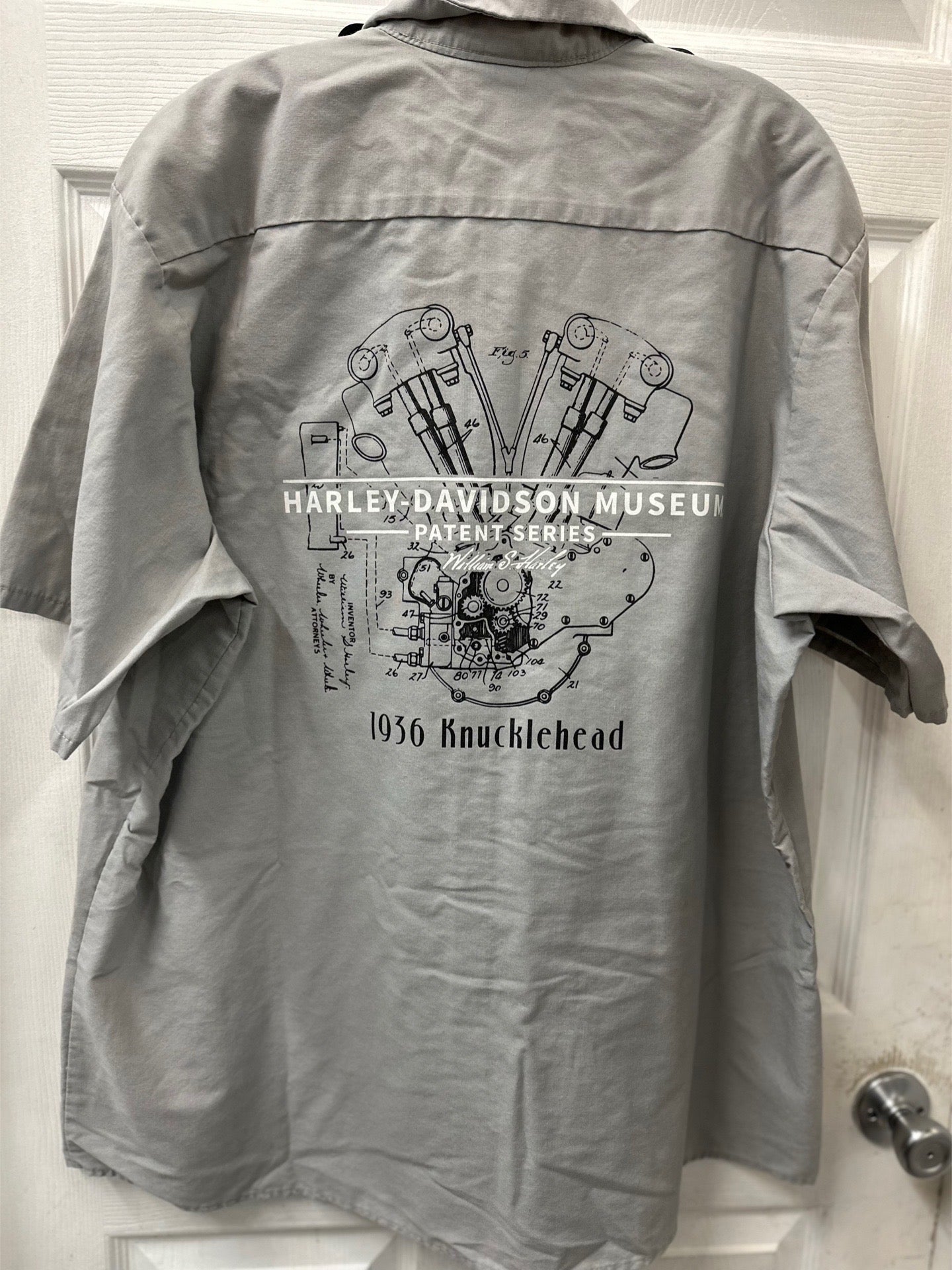 Harley Davidson Museum Grey Embroidered Button Down Short Sleeve in 2X