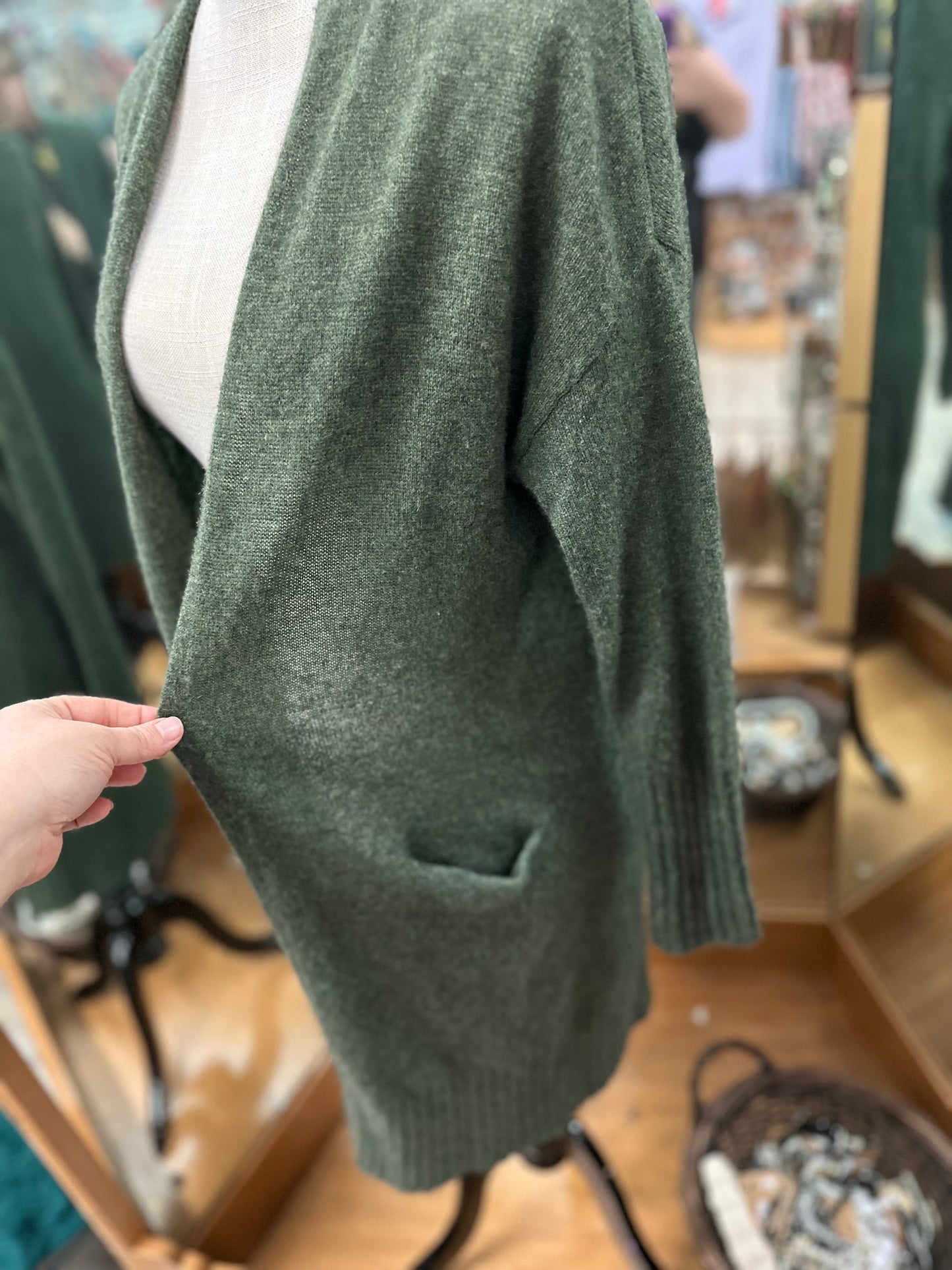 Magaschoni Green 100% Cashmere Cardigan in M