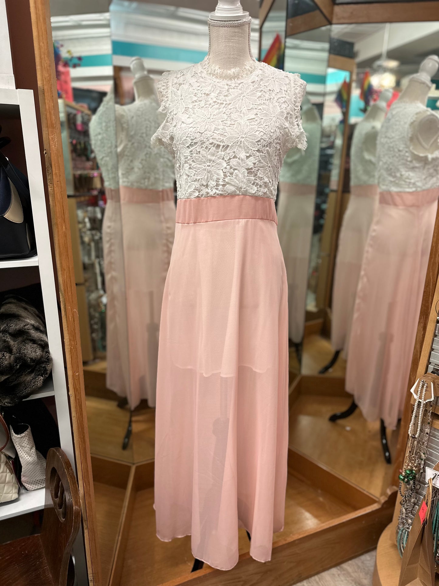 White Label White and Pink Tank Formal Dress in M