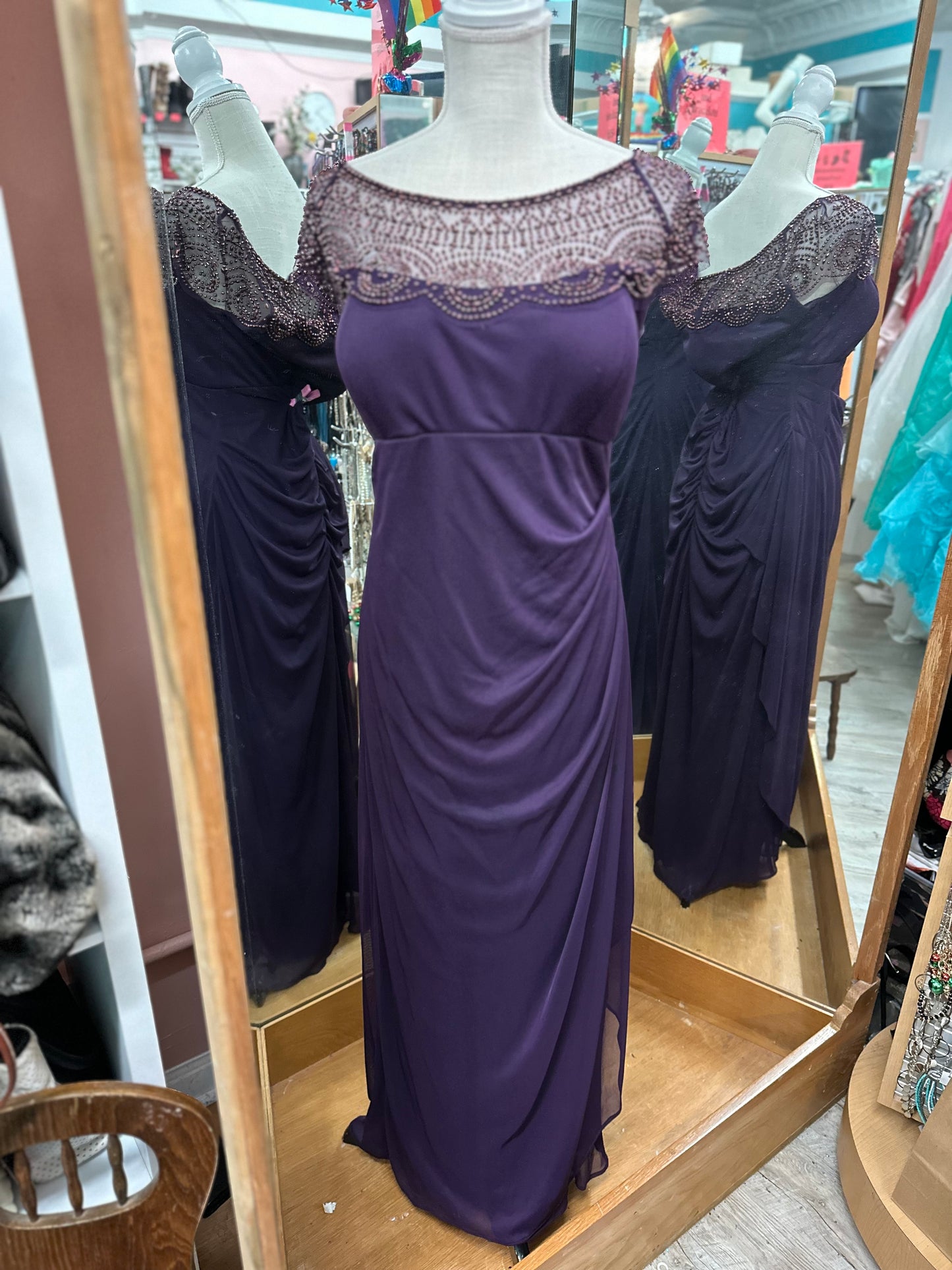 Xscape Cora Sheer Matte Jersey Side Ruched Formal Gown in 14W