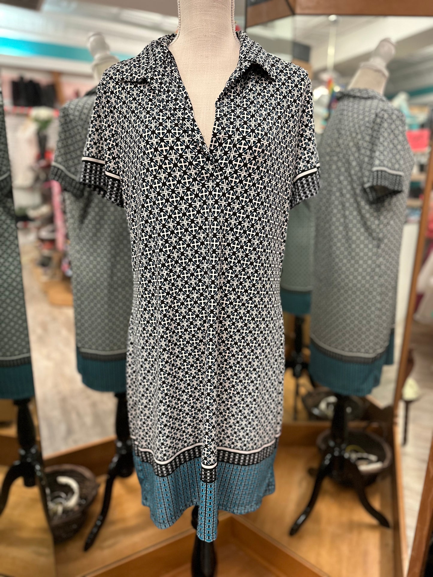 Max Studio Navy and Blue Polo Style Short Sleeve Dress in L