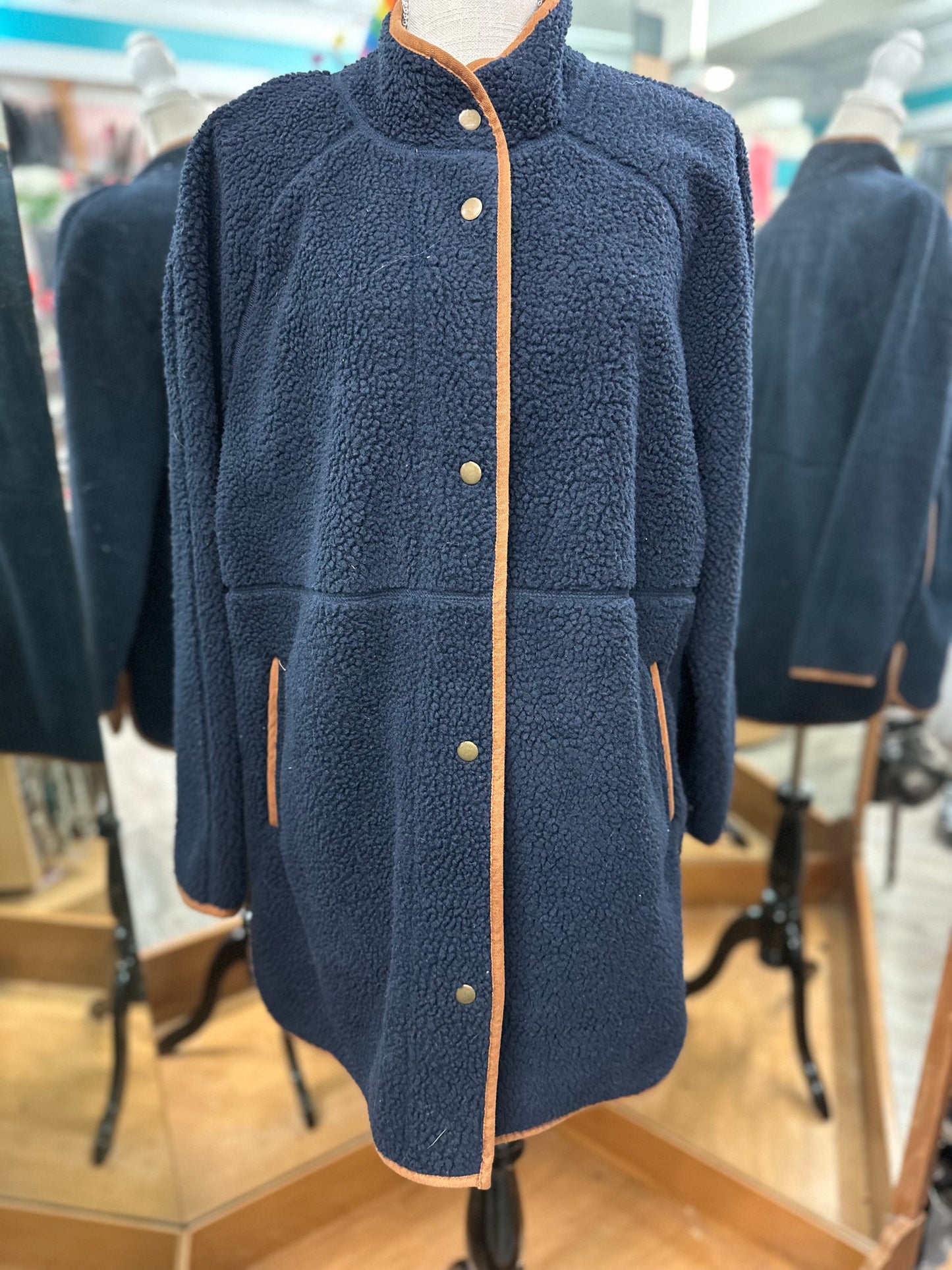 Old Navy Navy and Brown Fleece Jacket in L