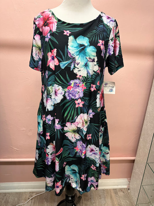 Floral T-Shirt Dress in L