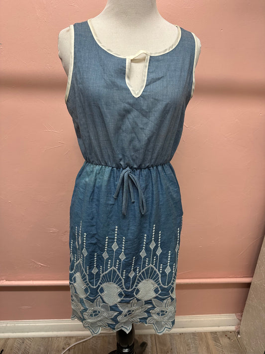 YoYo 5 Blue and White Dress with Embroidered Detailing in S