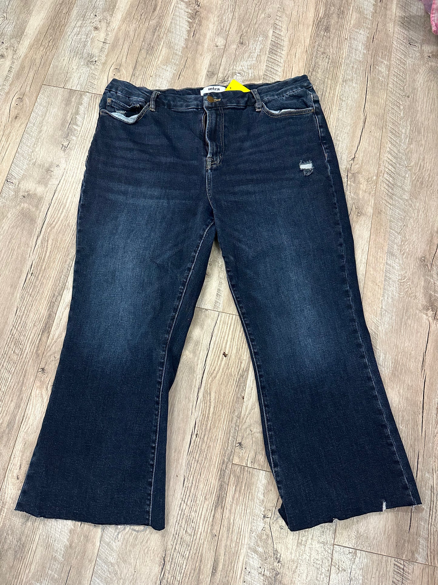 Mica Distressed Jeans in 16P