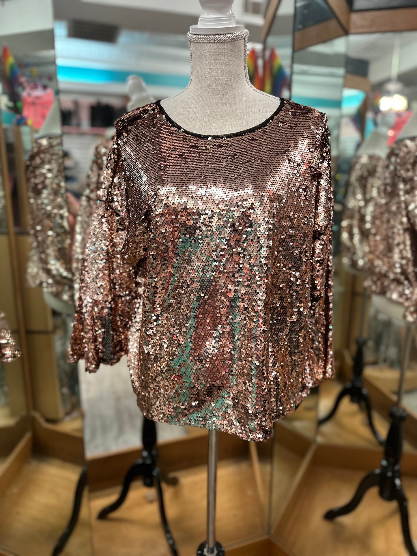 Bold Elements Brown Sequin Long Sleeve Top in M