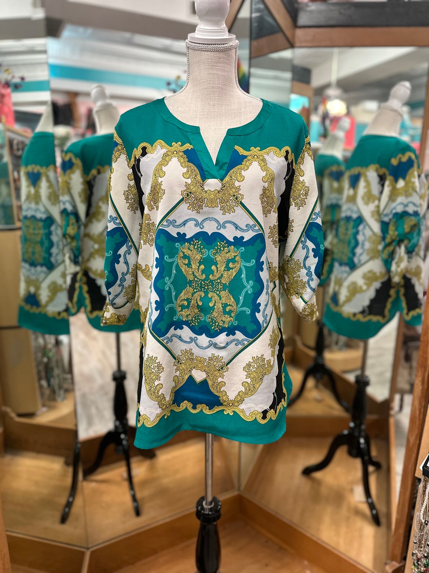 New York and Company Green and Gold 3/4 Sleeve Top in L