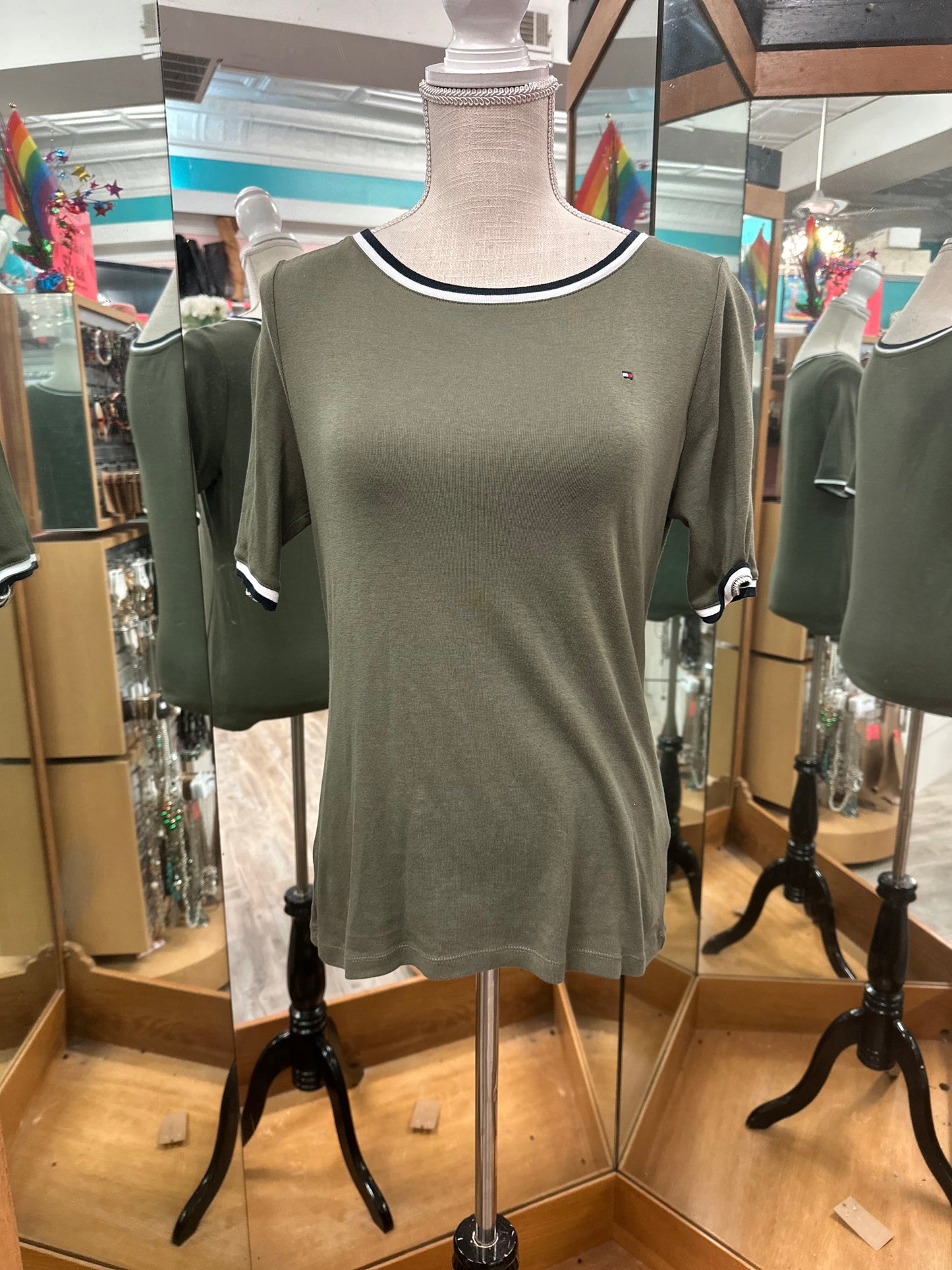 Tommy Hilfiger Olive Short Sleeve Top in M