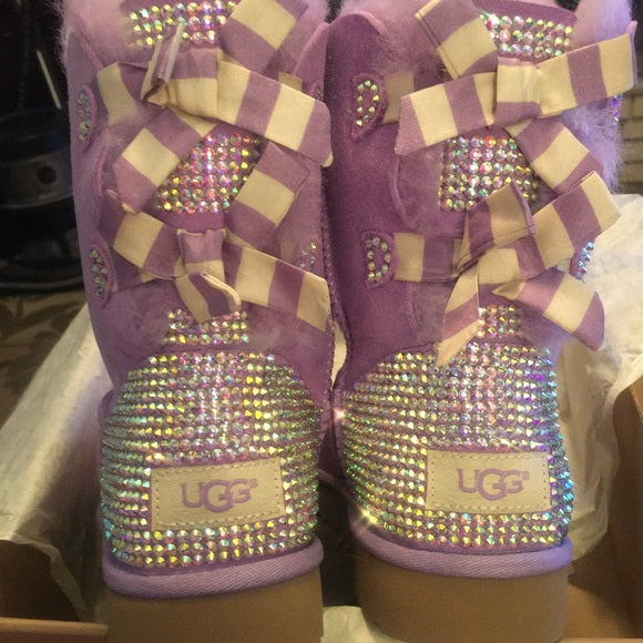 Custom Ugg Bailey Bow, lavender NWB. Size 5. Bling
