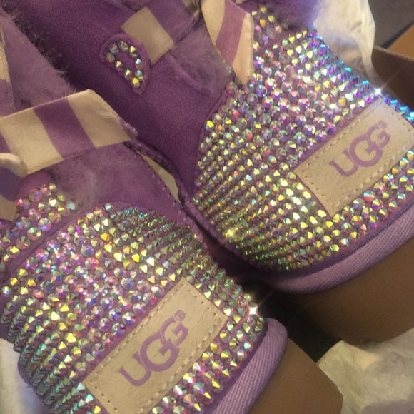 Custom Ugg Bailey Bow, lavender NWB. Size 5. Bling