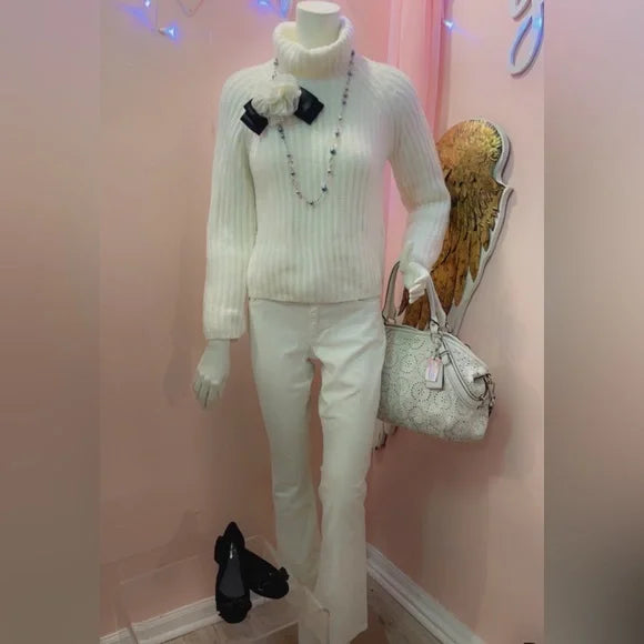 $348 MSRP, Kate Spade, XS. Rosette Bow, Alpaca Wool Turtleneck Sweater. NWT