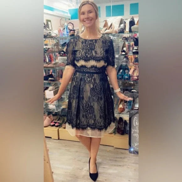 Katherine Kelly, size 8. Nude & Black lace Cocktail Dress. Like New!