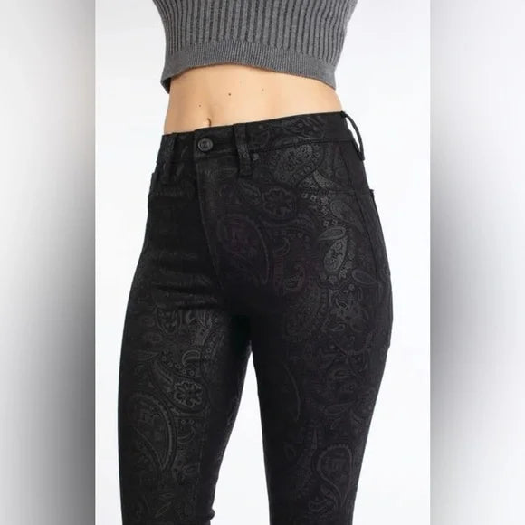 NWT KanCan Paisley Leather Look High Rise Super Skinny Jeans. Size 1 / 24