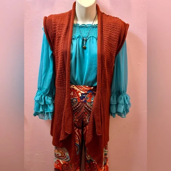 GiGio Aqua Blue Smocked Ruffle Sleeve Women’s Top. Large. EUC