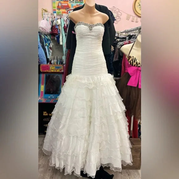 Le Gala by Tony Bowls White Mermaid Formal Prom Wedding Pageant Dress Size 2 EuC
