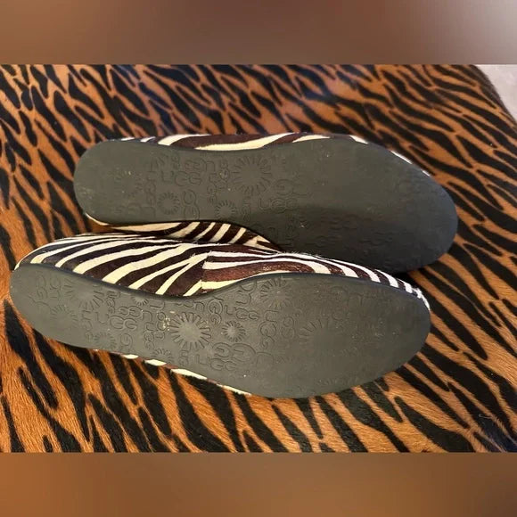 UGG Australia Zebra Exotic Calf Hair Loafer Flats Fur Sheepskin Lined Sz 8