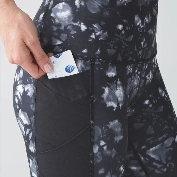 Lululemon Rise and Flow Pants in 4