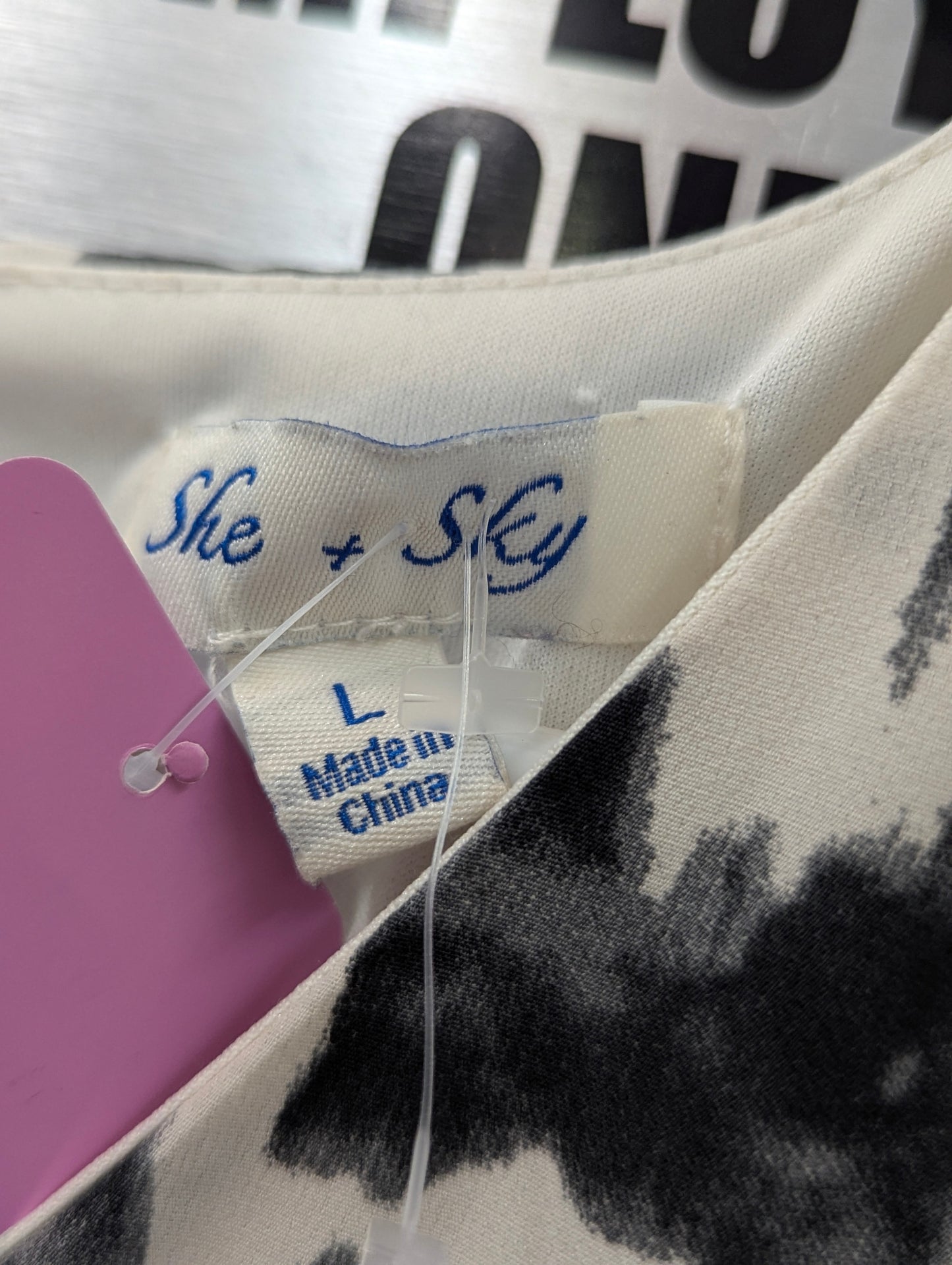 SHE and SKY Women's Top Sz L