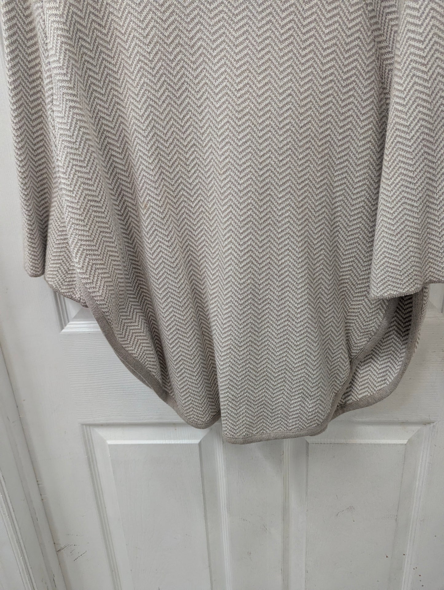 Loft, Size Medium Women's Sweater