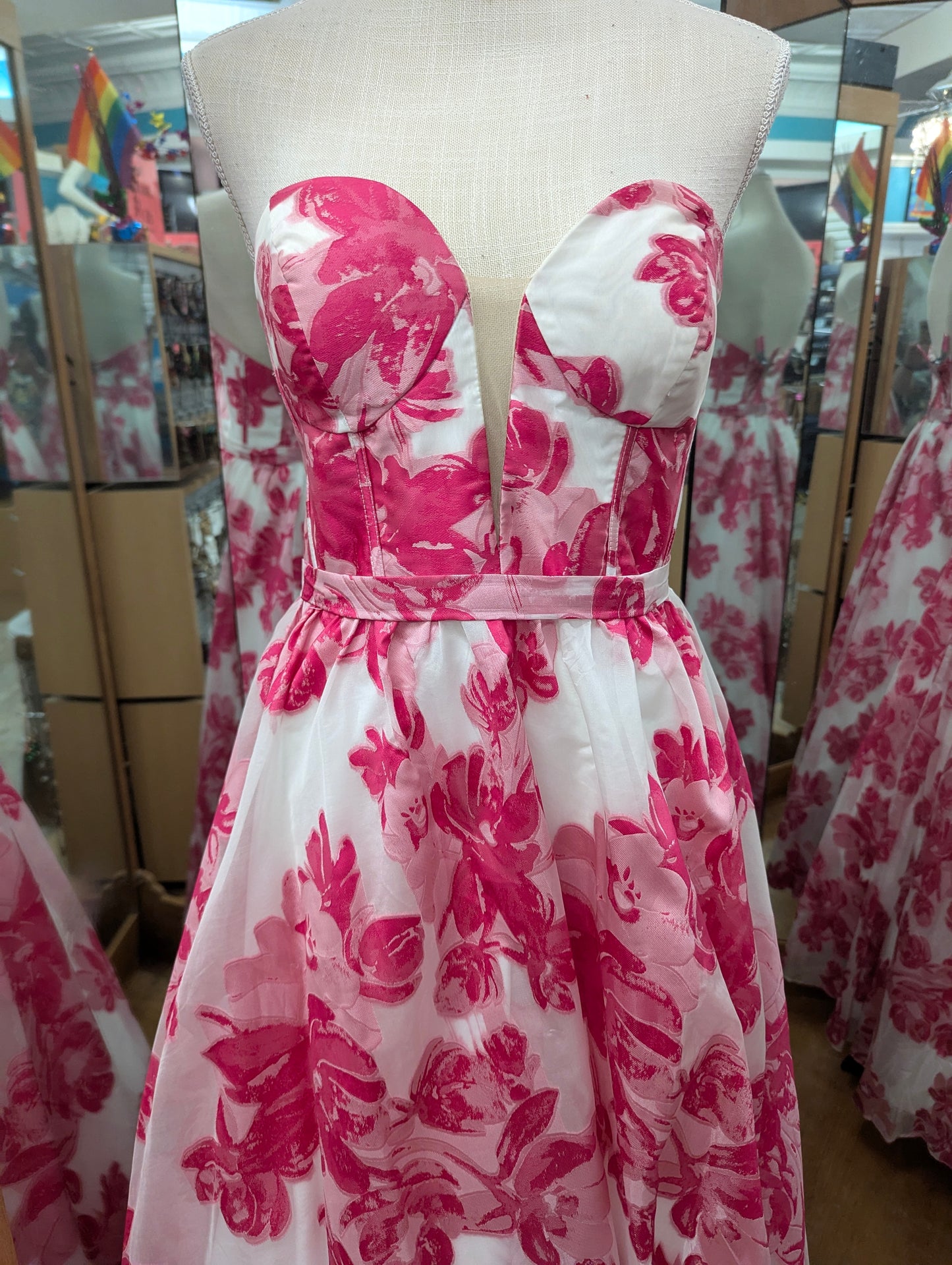 EUC Jules and Cleo Brand Women's Size 8 Dress