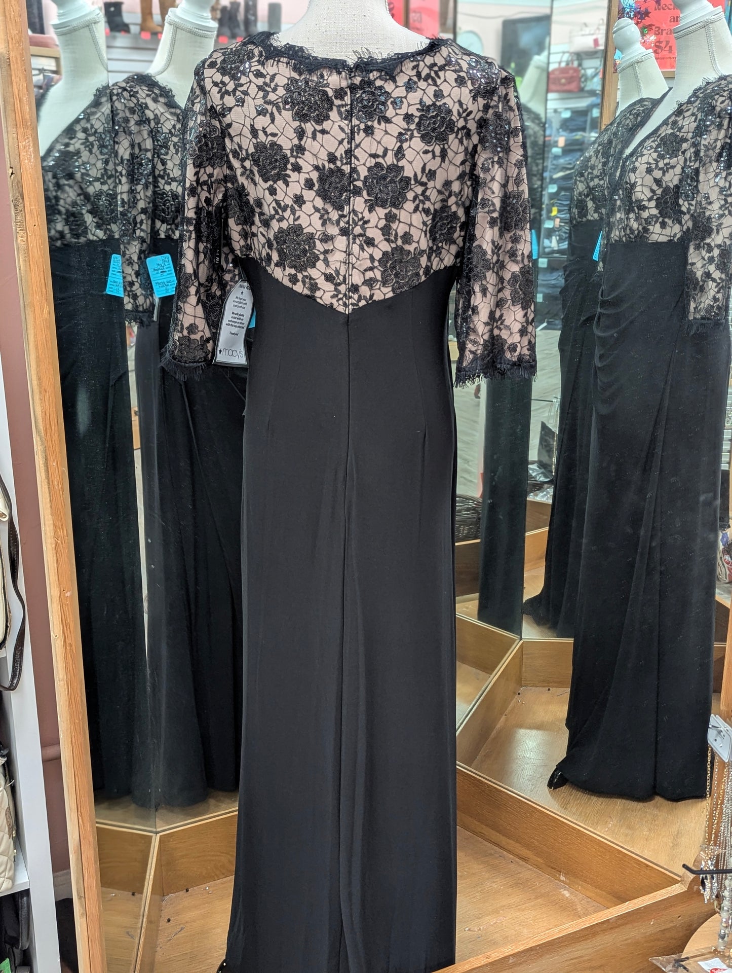 NWT Elegant Evening Gown From R & M RICHARDS, Size 12