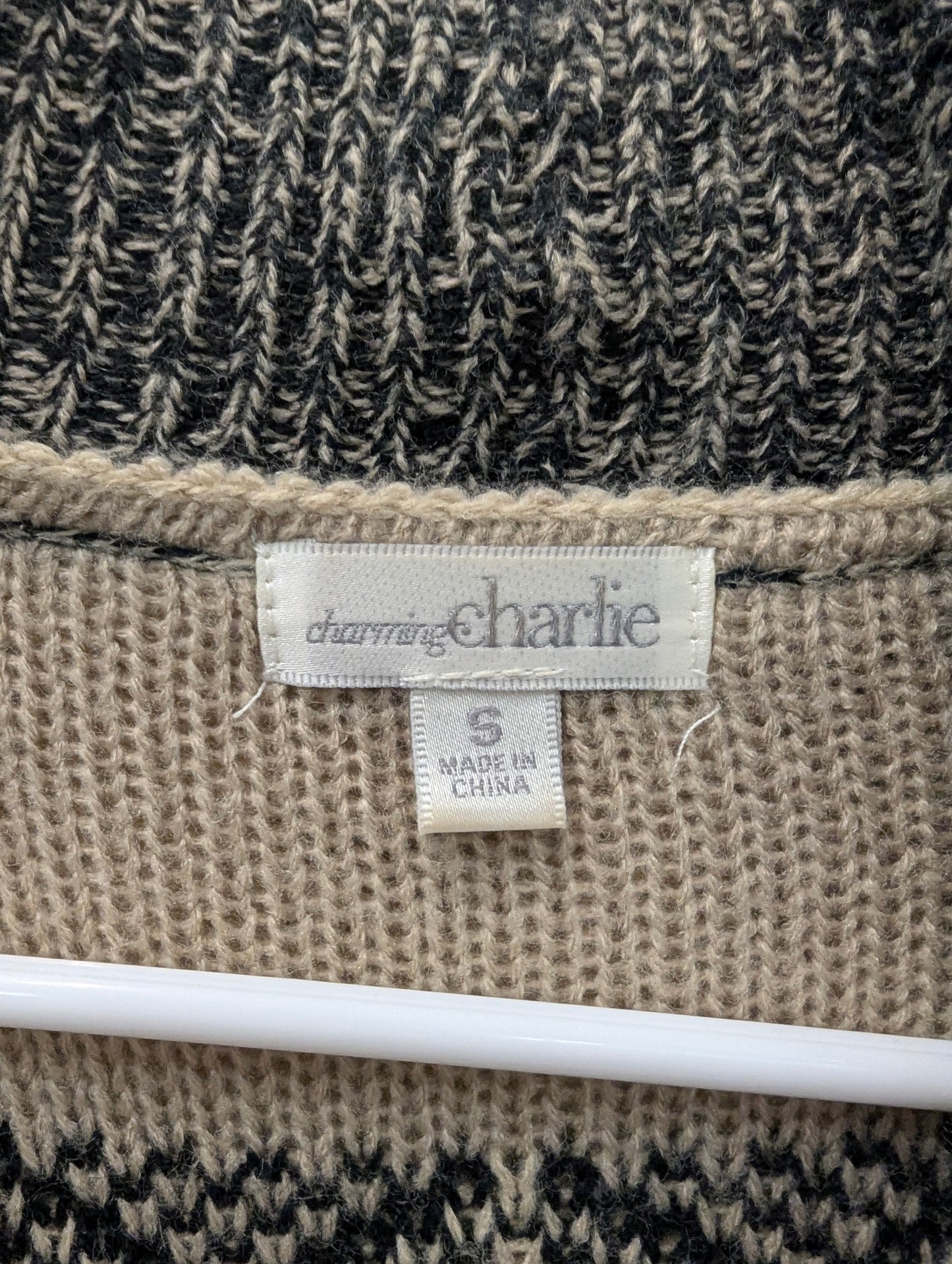 Charming Charlie Brand Size Small Womens Sweater