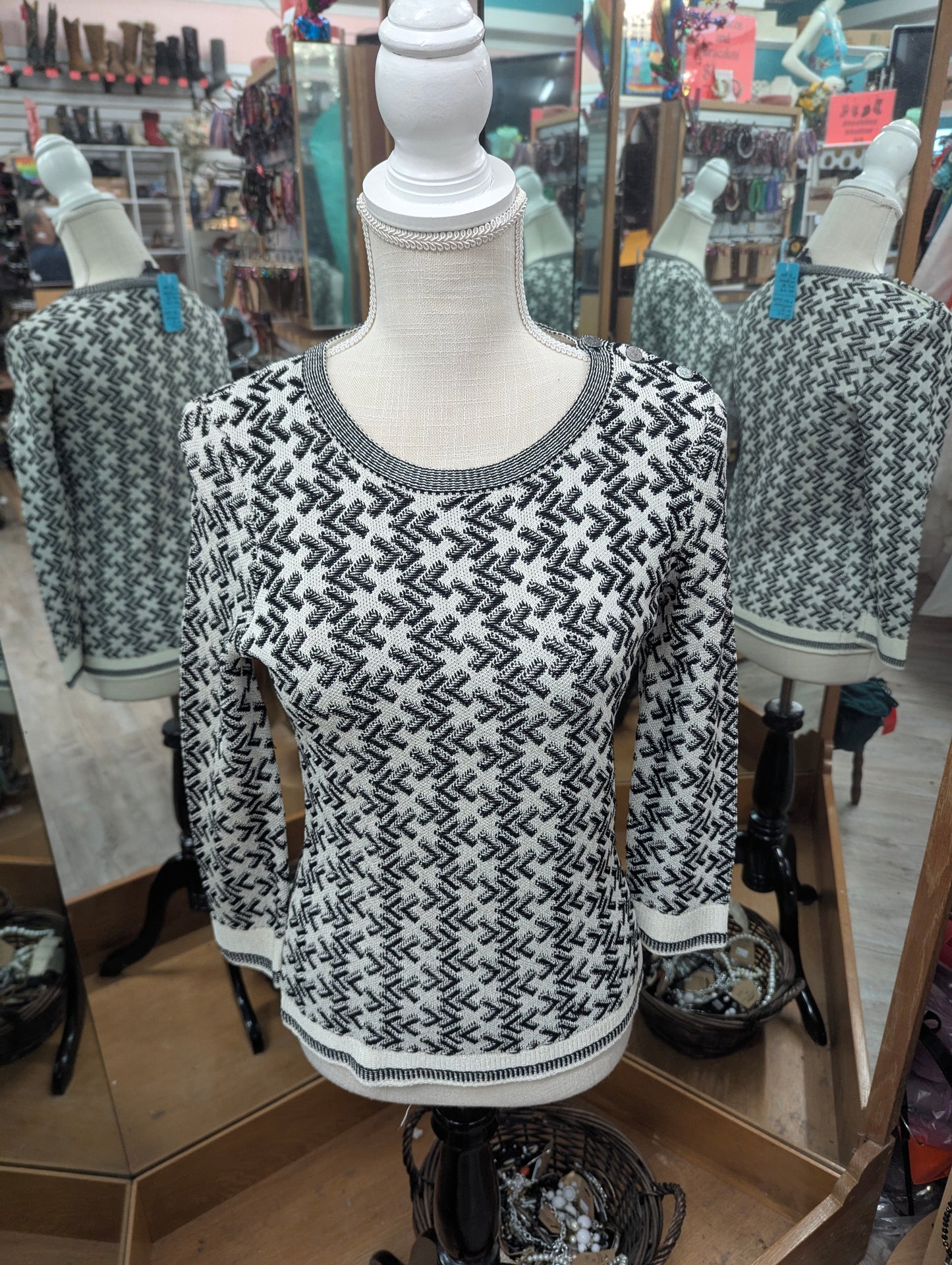 St John Black and White Geometric Patterned Sweater in P