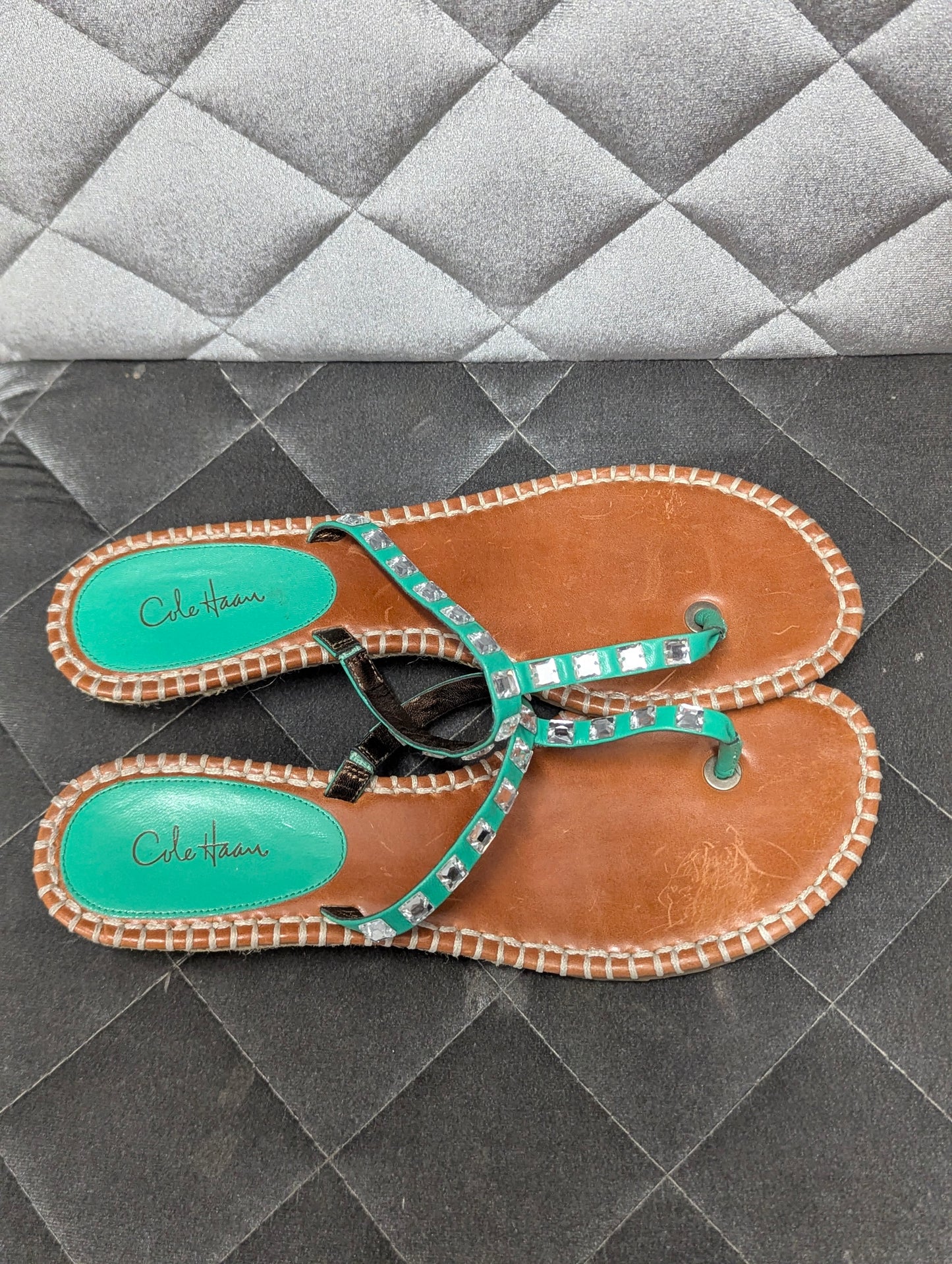 EUC Women's COLE HAAN Sandals Sz 9