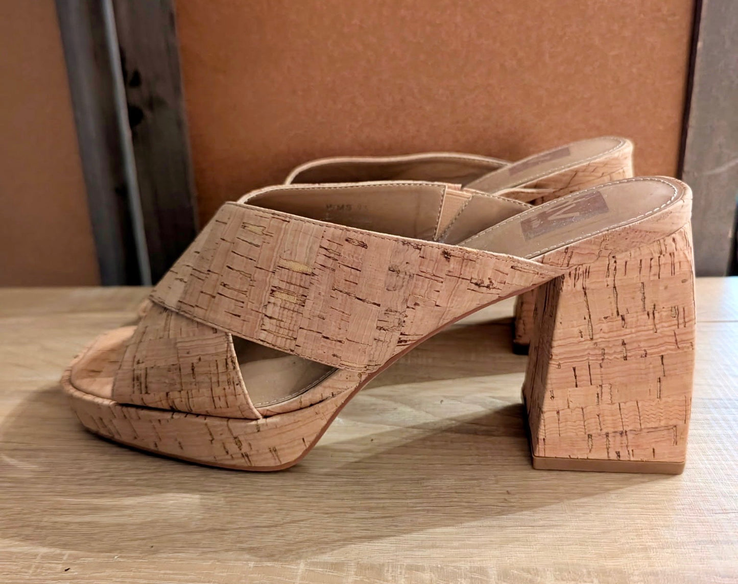 Dolce Vita Boscoe Cork Block Heel Mules Slip-On Platform Sandals Size 9.5 EUC