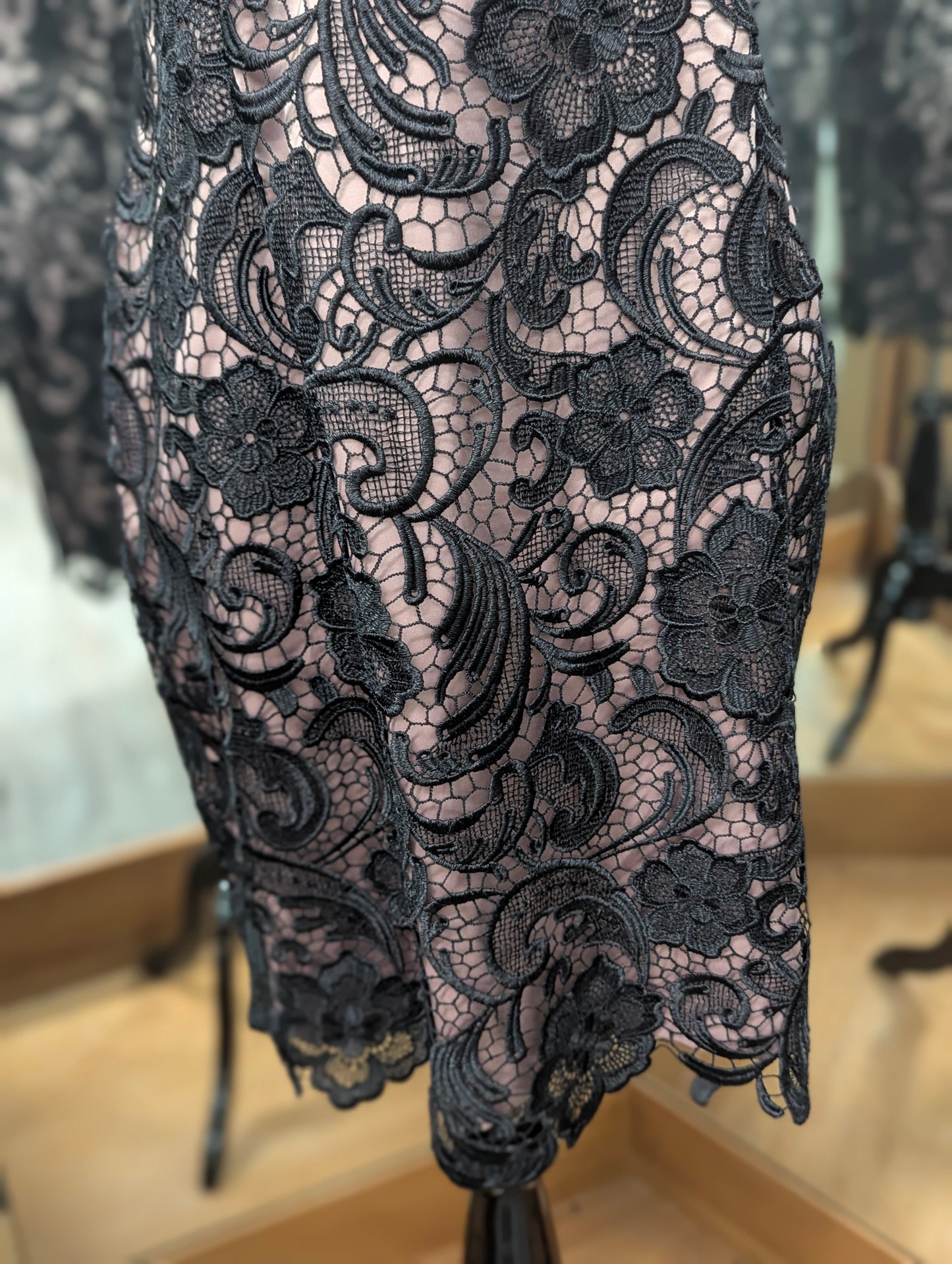 NWT ADRIANNA PAPELL Formal/Cocktail Dress Size 14