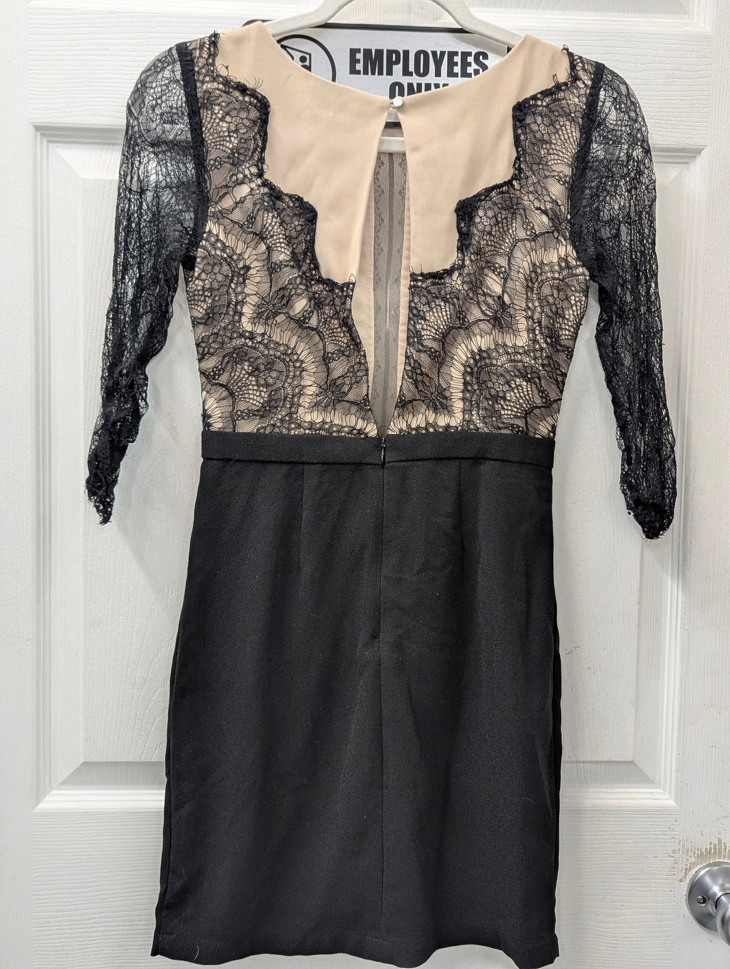 EUC, Charlotte Ruse Size Small 3/4 Sleeve