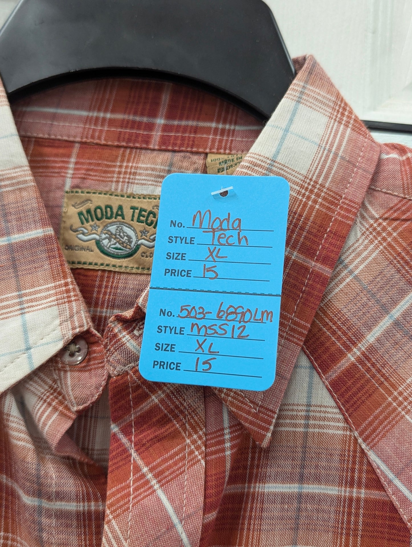 Moda Tech Red Plaid Pearl Snap Short Sleeve in M